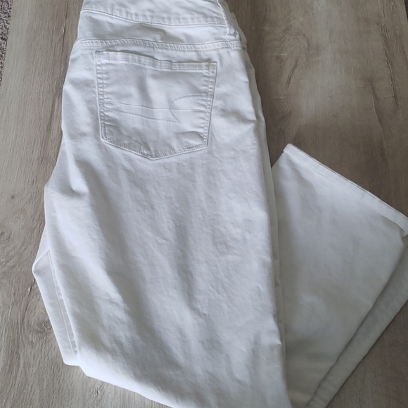 American Eagle Outfitters Denim - American Eagle cropped jeans
